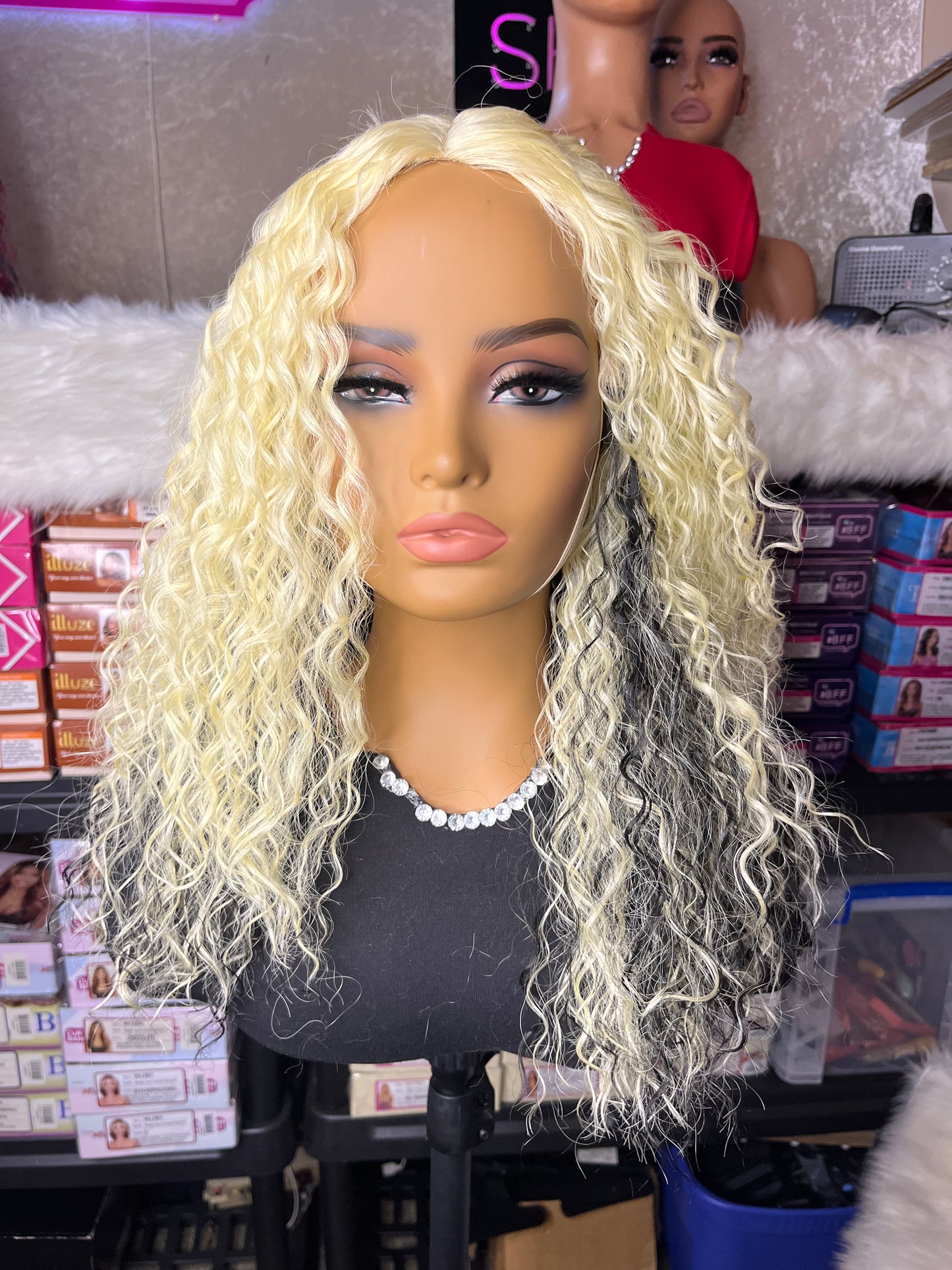 CUTIE LACE PARTING WIG 05