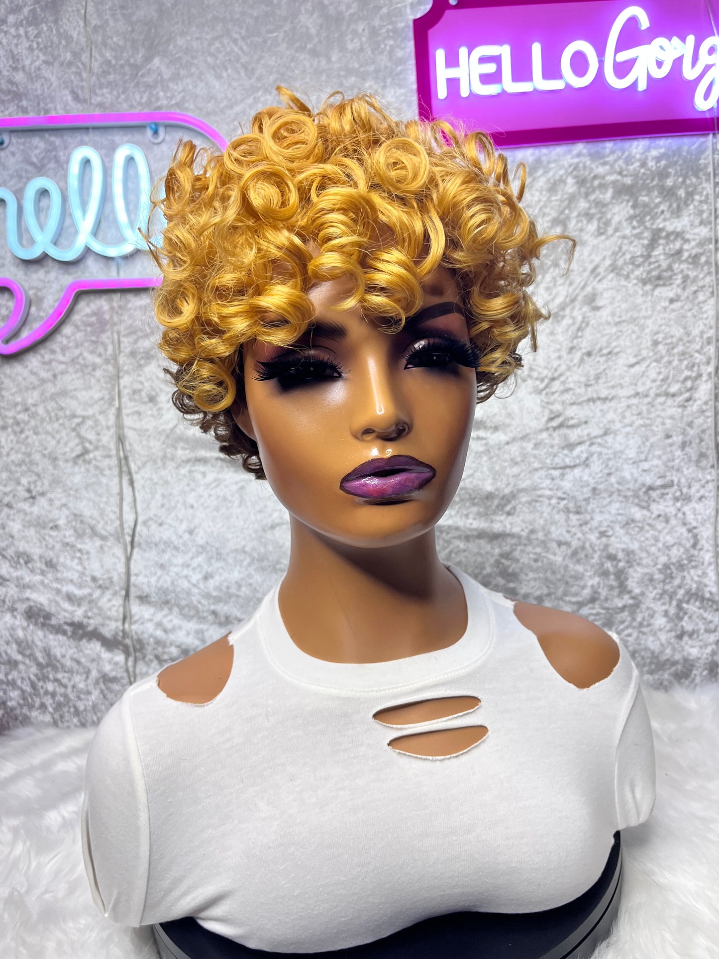 CUTIE 184 (CUTIE WIG COLLECTION)