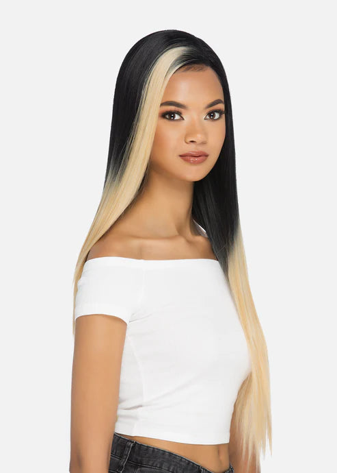 30″ LAYERED STRAIGHT STYLE WITH INVISIBLE SIDE PART
