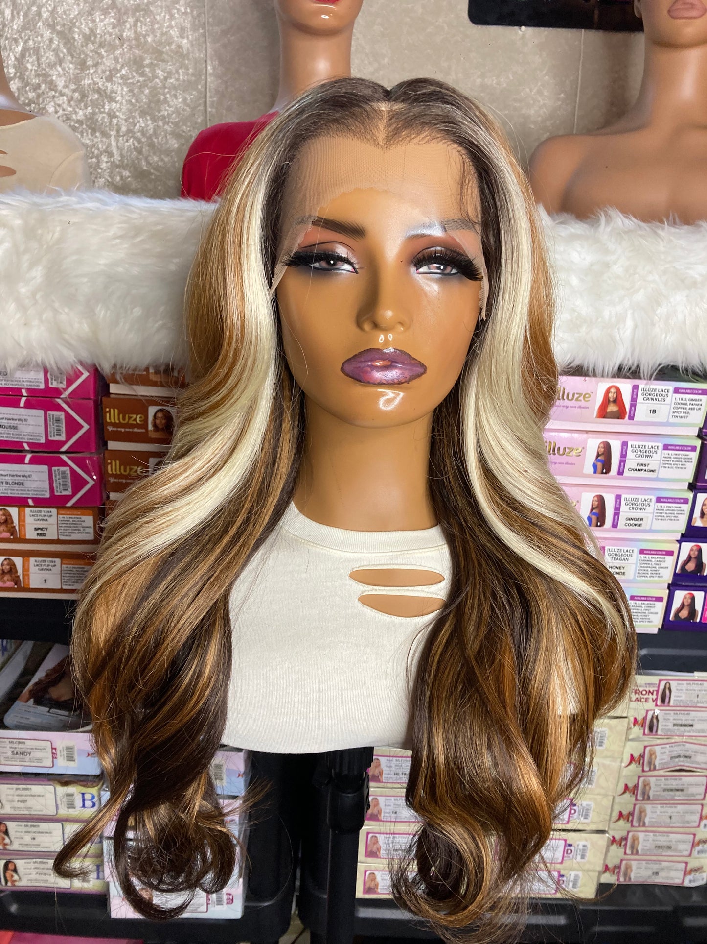 Magic Lace Heart Hairline Wig 01