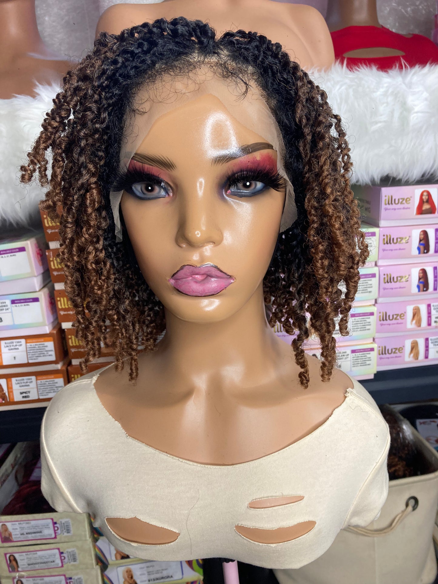 MAGIC LACE BRAID WIG - YANKY TWIST 12"