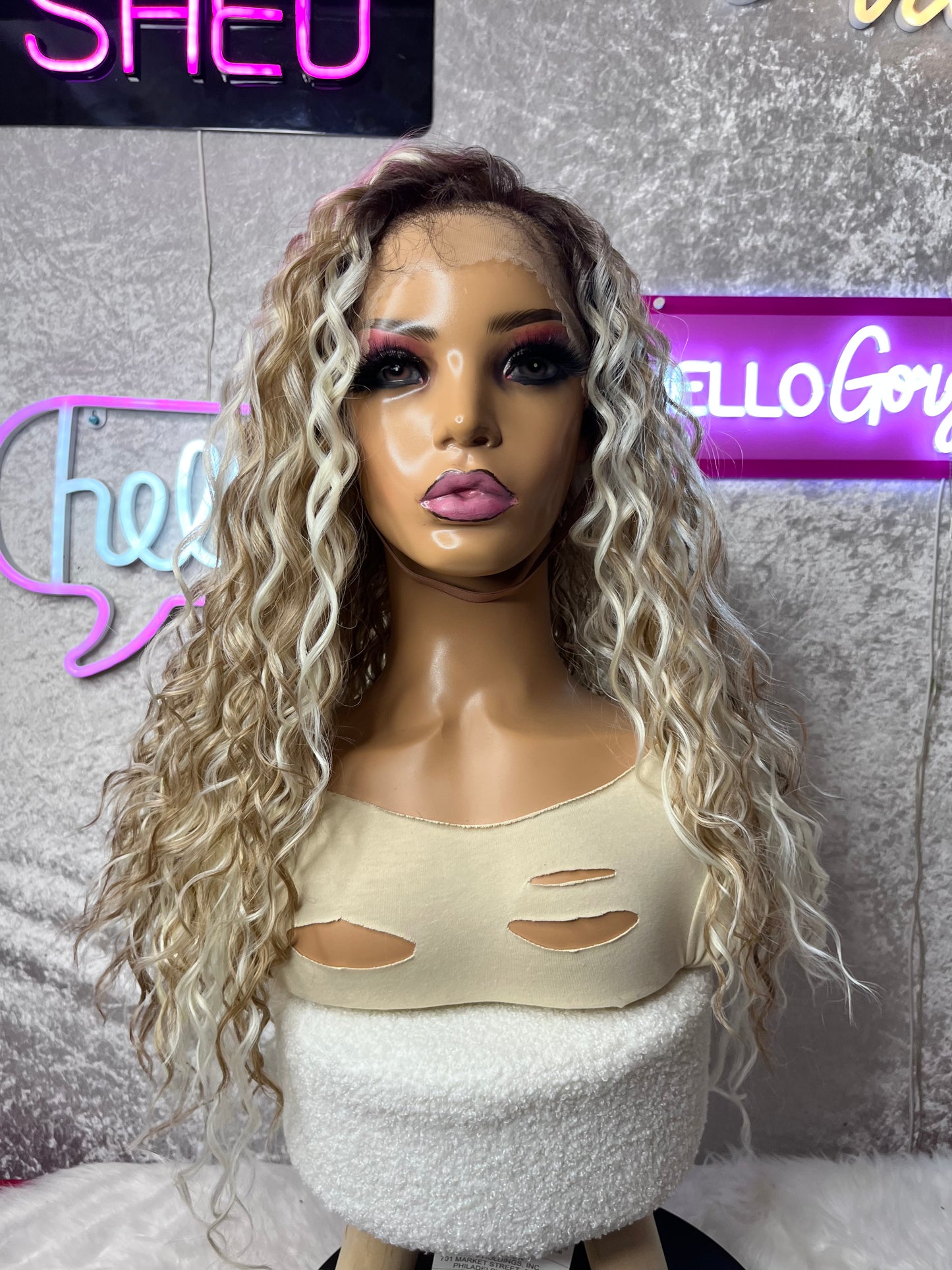 MAGIC LACE 13X6 GLUELESS WIG RIPPLE CURL
